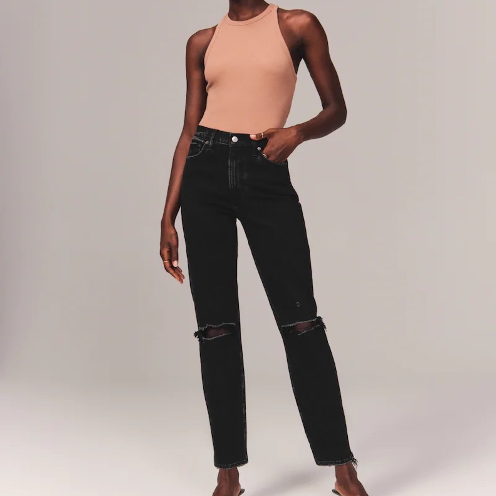 Abercrombie & Fitch high rise mom jeans